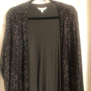 Terra & Sky long sleeve animal print knee length open front cardigan 2X